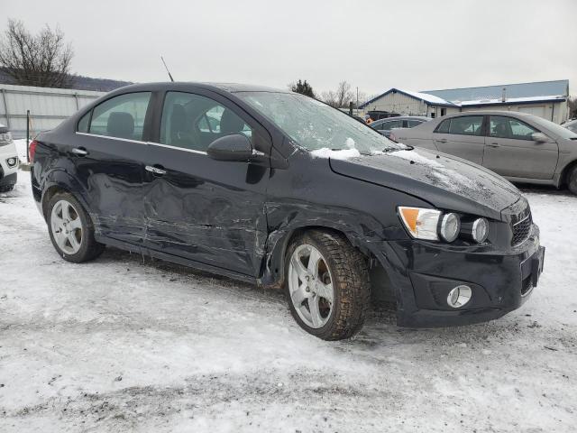 1G1JE5SGXD4133238 - 2013 CHEVROLET SONIC LTZ BLACK photo 4