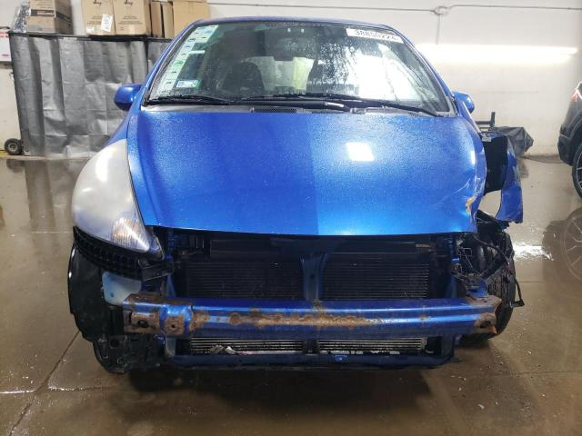 JHMGD38427S009386 - 2007 HONDA FIT BLUE photo 5