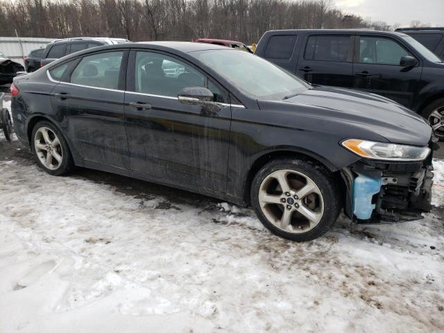 1FA6P0HD2E5352557 - 2014 FORD FUSION SE BLACK photo 4