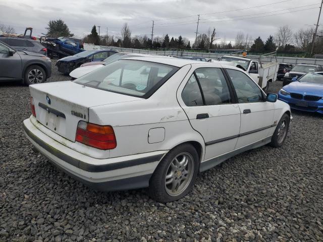 4USCD7329TLC50392 - 1996 BMW 318 I WHITE photo 3