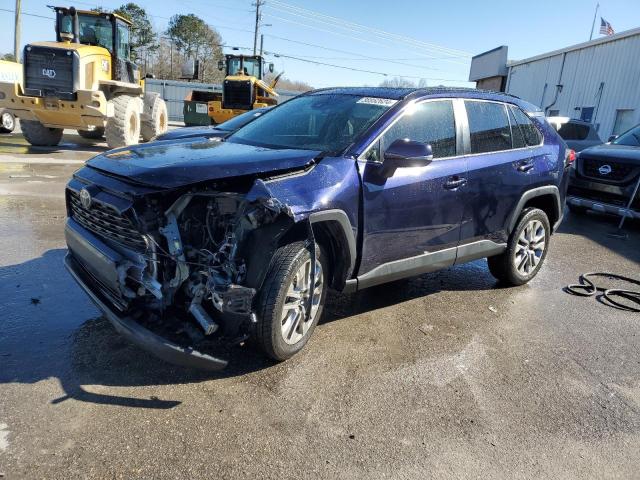 2T3C1RFV7KW020648 - 2019 TOYOTA RAV4 XLE PREMIUM BLUE photo 1