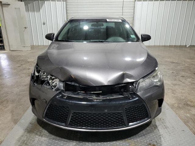 4T1BF1FK2HU432322 - 2017 TOYOTA CAMRY LE GRAY photo 5