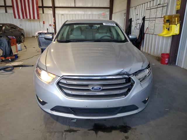 1FAHP2E81FG141240 - 2015 FORD TAURUS SEL SILVER photo 5