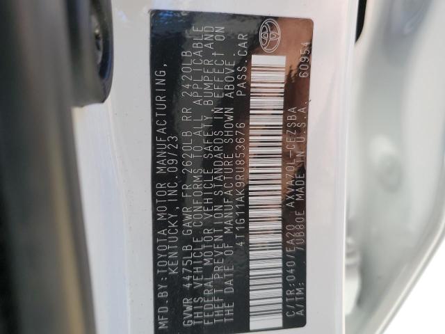 4T1G11AK9RU853676 - 2024 TOYOTA CAMRY SE NIGHT SHADE WHITE photo 13