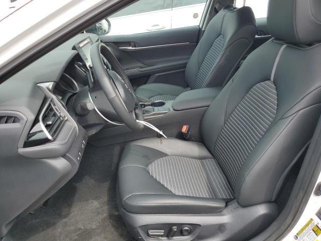 4T1G11AK9RU853676 - 2024 TOYOTA CAMRY SE NIGHT SHADE WHITE photo 7