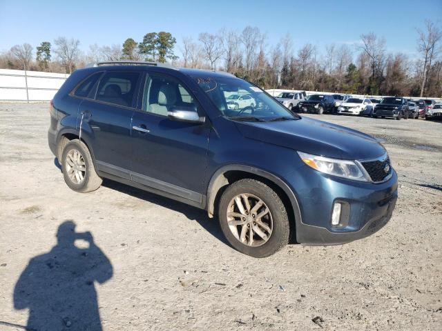 5XYKT3A61EG549826 - 2014 KIA SORENTO LX BLUE photo 4