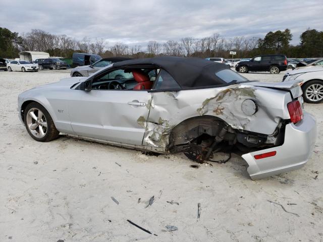 1ZVFT85HX65223203 - 2006 FORD MUSTANG GT SILVER photo 2