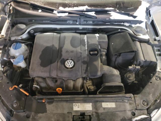 3VWBX7AJ1DM401769 - 2013 VOLKSWAGEN JETTA SE SILVER photo 11