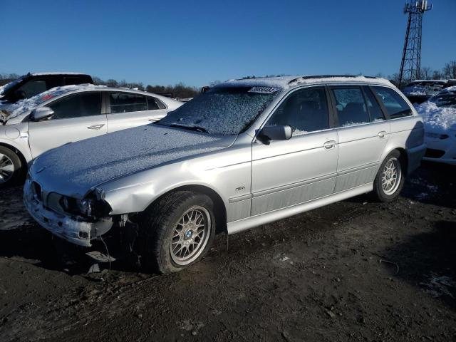 WBADS43452GE10384 - 2002 BMW 525 IT AUTOMATIC SILVER photo 1