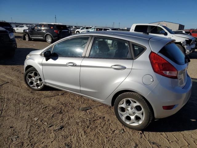 3FADP4FJ9BM221851 - 2011 FORD FIESTA SES SILVER photo 2