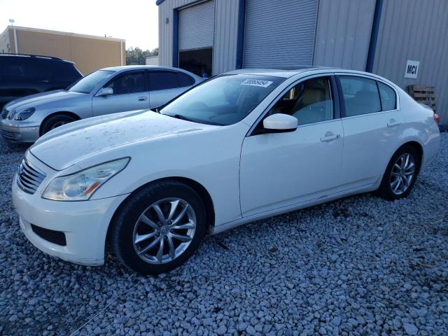 JNKCV61E69M307771 - 2009 INFINITI G37 BASE WHITE photo 1