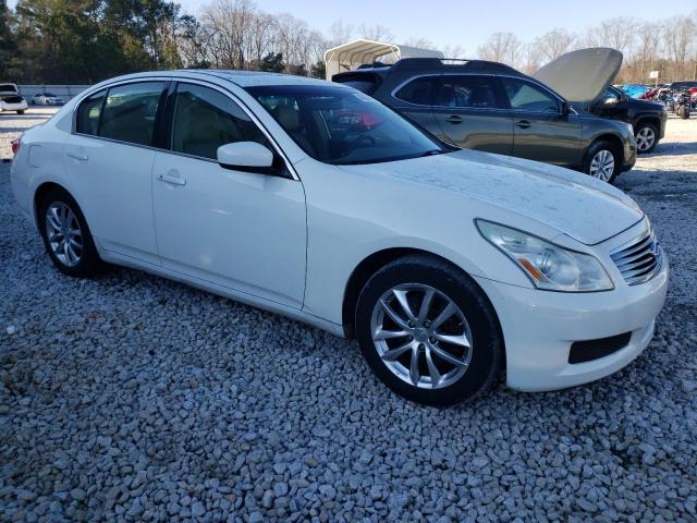 JNKCV61E69M307771 - 2009 INFINITI G37 BASE WHITE photo 4