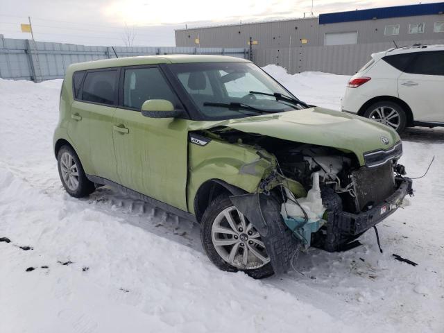 KNDJP3A51J7903925 - 2018 KIA SOUL + GREEN photo 4