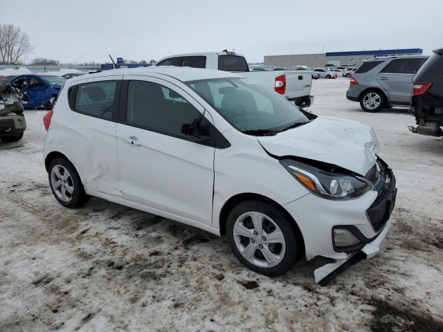 KL8CB6SA8NC031589 - 2022 CHEVROLET SPARK LS WHITE photo 4