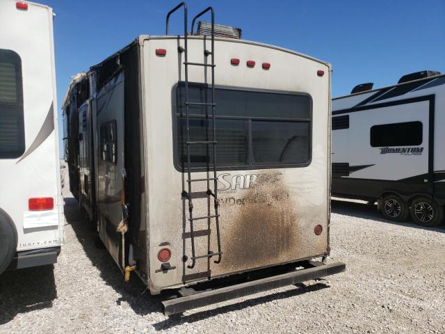 4X4FSRK28F3009764 - 2015 SABR TRAILER BEIGE photo 3