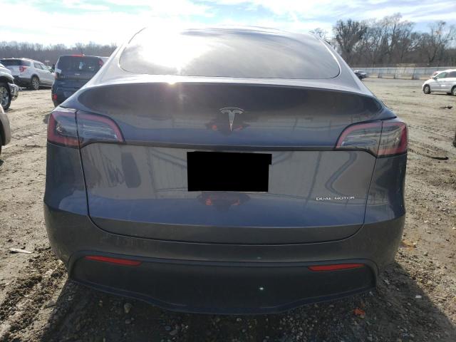 7SAYGDEE4PA165085 - 2023 TESLA MODEL Y GRAY photo 6