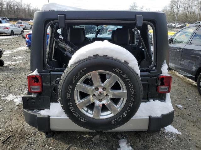 1C4BJWEG8FL667842 - 2015 JEEP WRANGLER U SAHARA BLACK photo 6