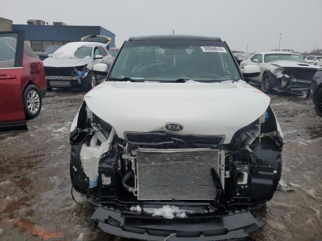 KNDJP3A54F7220950 - 2015 KIA SOUL + WHITE photo 5