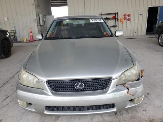 JTHBD192320049704 - 2002 LEXUS IS 300 SILVER photo 5