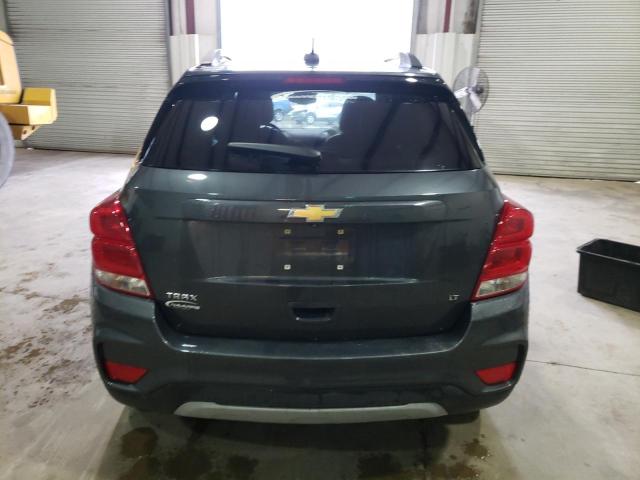 KL7CJLSB2JB575052 - 2018 CHEVROLET TRAX 1LT GRAY photo 6