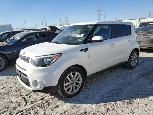 KNDJP3A51J7612180 - 2018 KIA SOUL + WHITE photo 1