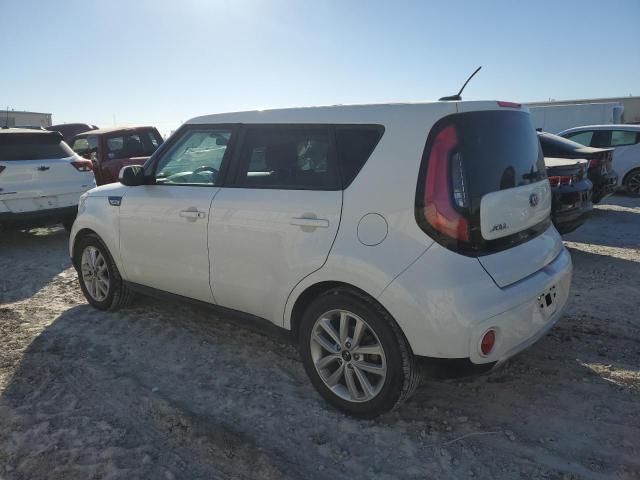 KNDJP3A51J7612180 - 2018 KIA SOUL + WHITE photo 2