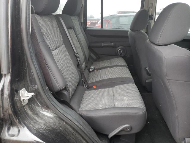 1J4RG4GT1AC107188 - 2010 JEEP COMMANDER SPORT Schwarz Foto 11