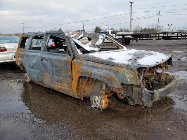 1C4NJPFA2ED789683 - 2014 JEEP PATRIOT LATITUDE BURN photo 4