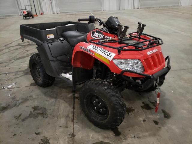 4UF16ATV9GT203731 - 2016 ARCT 700 ATV RED photo 1