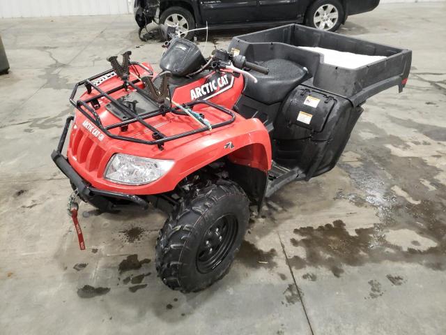 4UF16ATV9GT203731 - 2016 ARCT 700 ATV RED photo 2