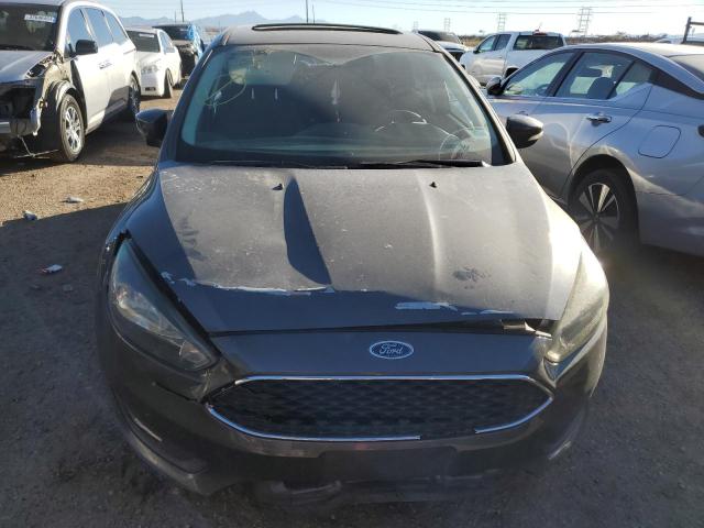 1FADP3H21HL258323 - 2017 FORD FOCUS SEL CHARCOAL photo 5