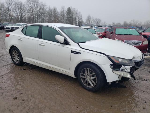 KNAGM4A74D5383176 - 2013 KIA OPTIMA LX WHITE photo 4