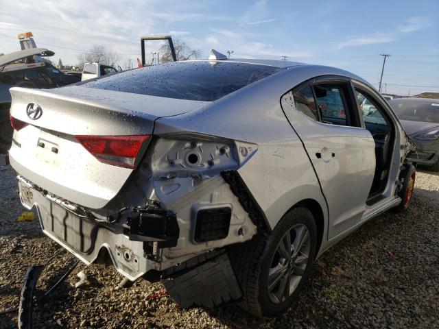 KMHD84LF7HU303309 - 2017 HYUNDAI ELANTRA SE SILVER photo 3