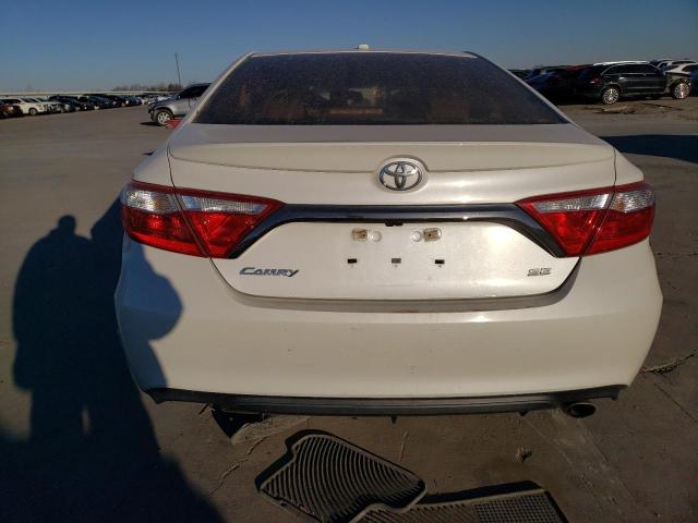 4T1BF1FK7GU207358 - 2016 TOYOTA CAMRY LE WHITE photo 6