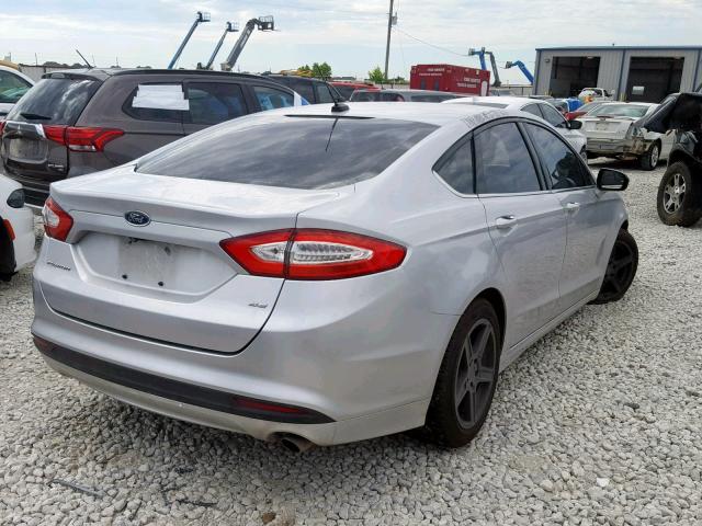 1FA6P0H73F5119198 - 2015 FORD FUSION SE  photo 4