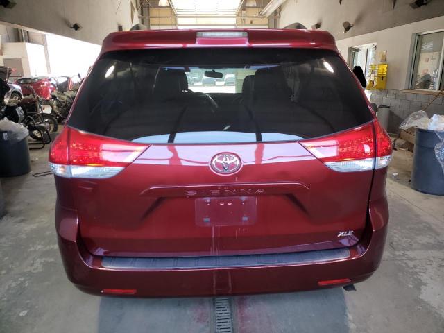 5TDYK3DC1DS330171 - 2013 TOYOTA SIENNA XLE RED photo 6