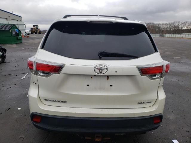 5TDJKRFH5FS073998 - 2015 TOYOTA HIGHLANDER XLE 白色 照片 6