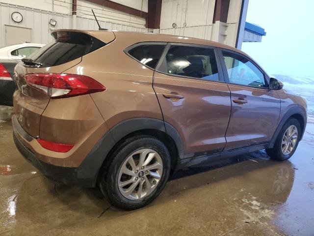 KM8J23A45HU399716 - 2017 HYUNDAI TUCSON SE BROWN photo 3