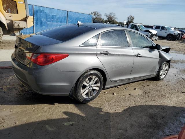 5NPEB4AC3BH261953 - 2011 HYUNDAI SONATA GLS GRAY photo 3