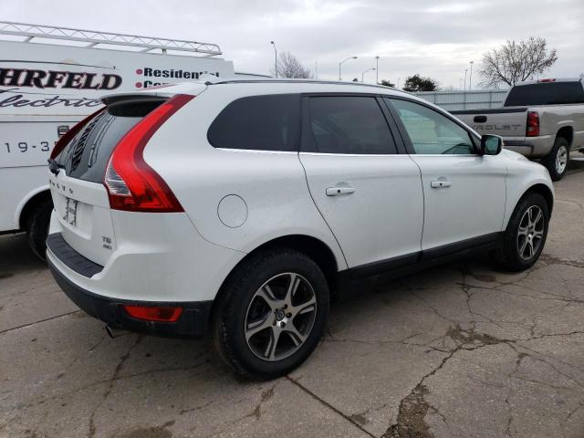 YV4902DZ4C2294018 - 2012 VOLVO XC60 T6 WHITE photo 3