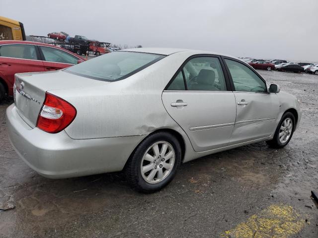 4T1BE30K93U668952 - 2003 TOYOTA CAMRY LE SILVER photo 3