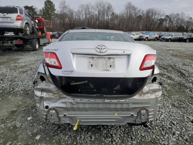 4T1BF3EK7BU681039 - 2011 TOYOTA CAMRY BASE SILVER photo 6