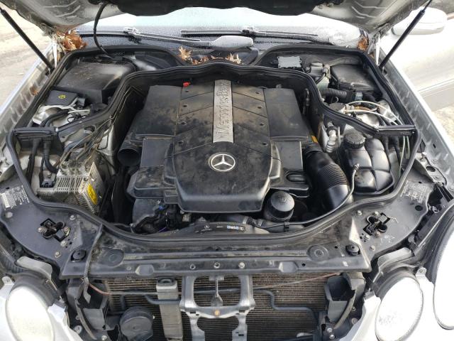 WDBUF70JX3A118409 - 2003 MERCEDES-BENZ E 500 SILVER photo 11