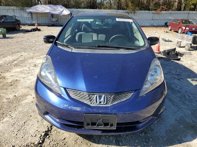 JHMGE8H3XBC020866 - 2011 HONDA FIT BLUE photo 5