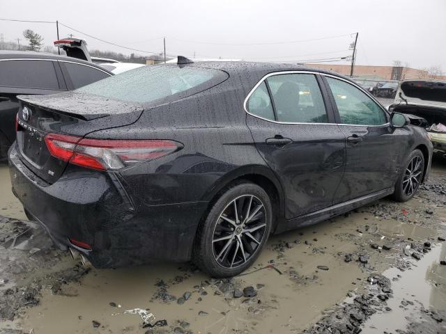 4T1G11AK6PU817733 - 2023 TOYOTA CAMRY SE NIGHT SHADE BLACK photo 3