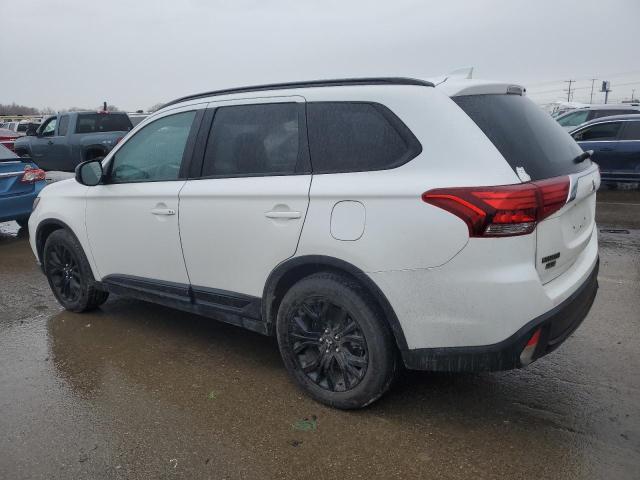 JA4AZ3A39JZ024325 - 2018 MITSUBISHI OUTLANDER SE WHITE photo 2