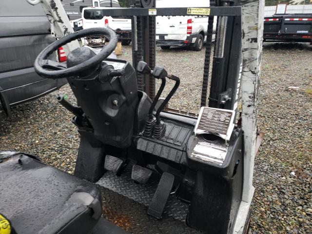 CP1F29W6114 - 2014 NISSAN FORKLIFT WHITE photo 5