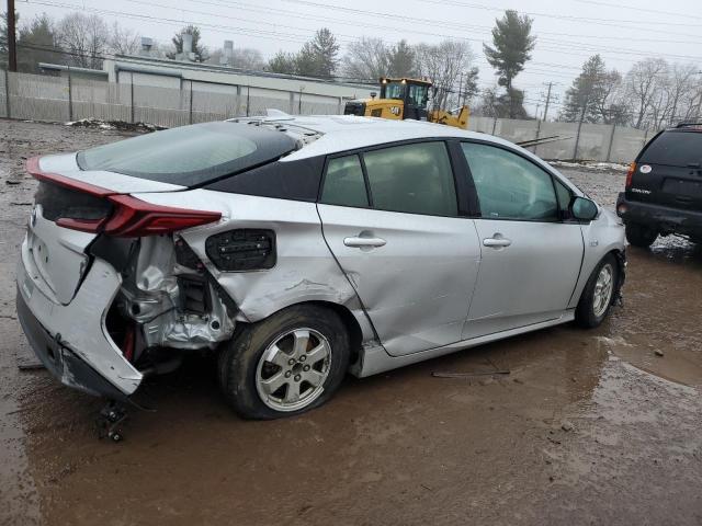 JTDKARFP4H3011866 - 2017 TOYOTA PRIUS PRIM SILVER photo 3