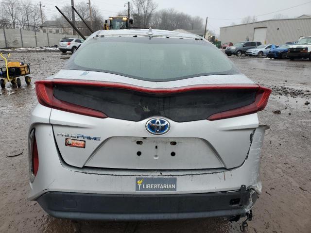 JTDKARFP4H3011866 - 2017 TOYOTA PRIUS PRIM ვერცხლისფერი ფოტო 6