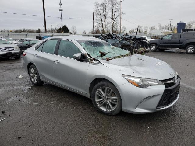 4T1BF1FK1GU247919 - 2016 TOYOTA CAMRY LE SILVER photo 4